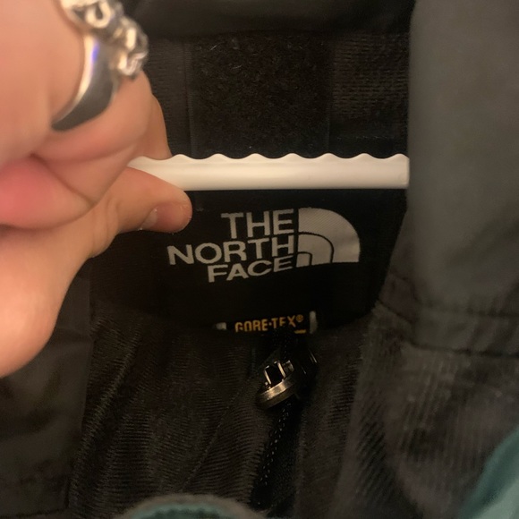 North face gortex jacket - Picture 3 of 4